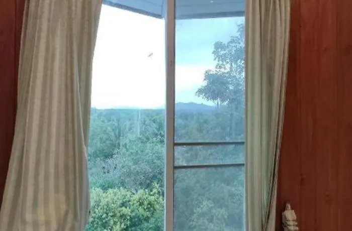 Resort Banrai Pornsawun Suan Phueng