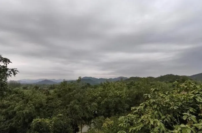 Banrai Pornsawun รีสอร์ท สวนผึ้ง