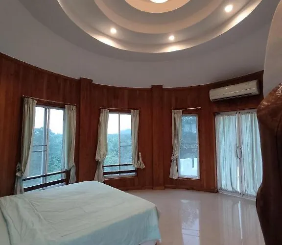 Banrai Pornsawun 4* สวนผึ้ง