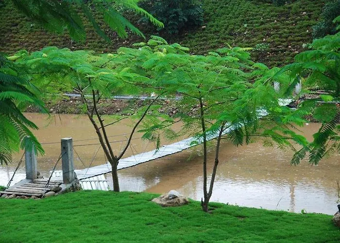 Banrai Pornsawun Resort